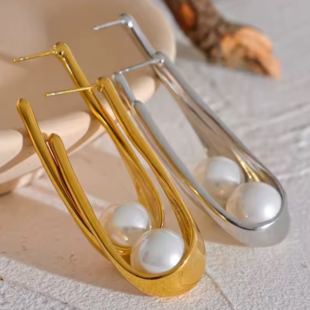 ✨ Elegant Gold Drop Earrings with Pearl Accent - Picture 5 of 7